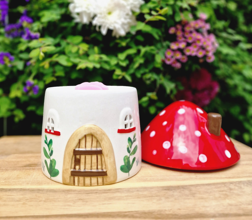 Gonk Toadstool House Wax Burner